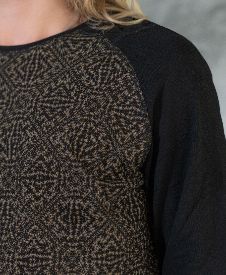 hexagon print long sleeve shirt
