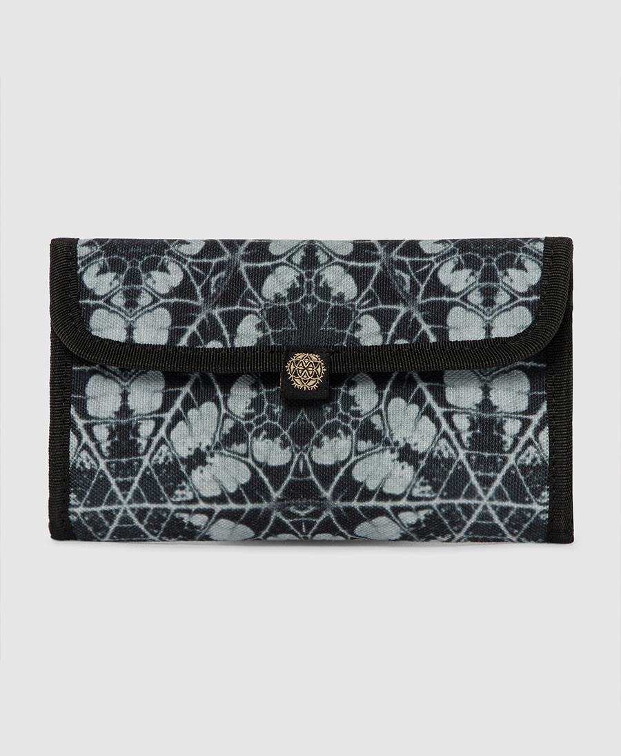 botanical tobacco case