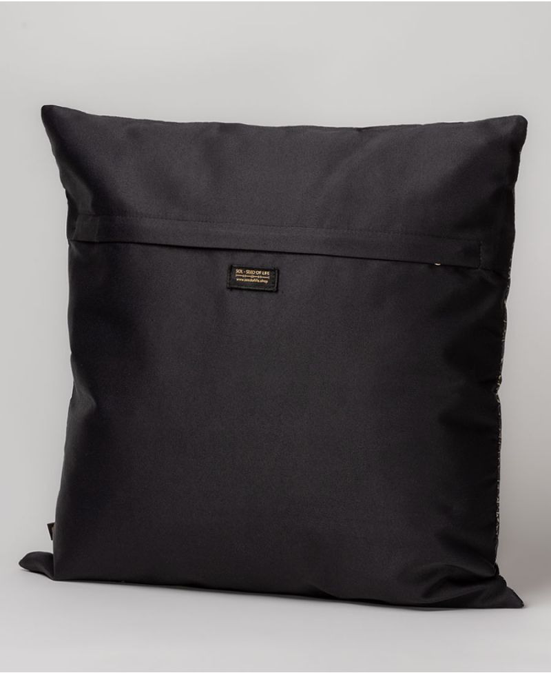 Faceat Cushion Cover
