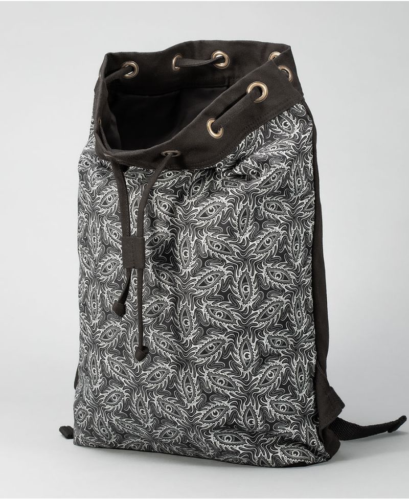 Eyesee  ➟ Padded Straps Drawstring Backpack 