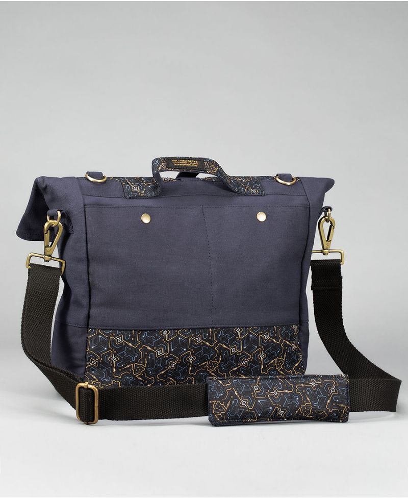 Plonter Messenger Bag / NEW