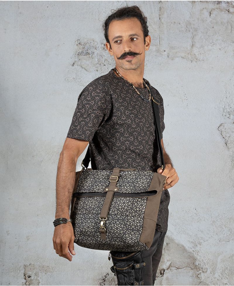 Hempi Messenger Bag / NEW 