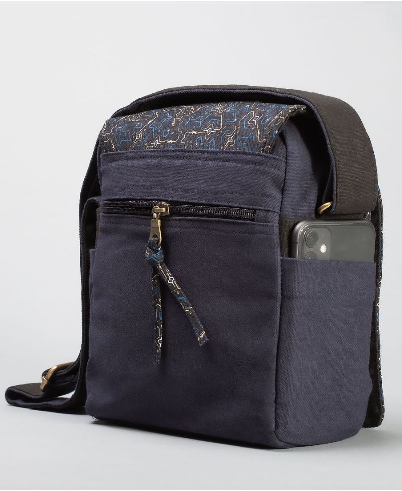 Plonter CrossBody Bag 