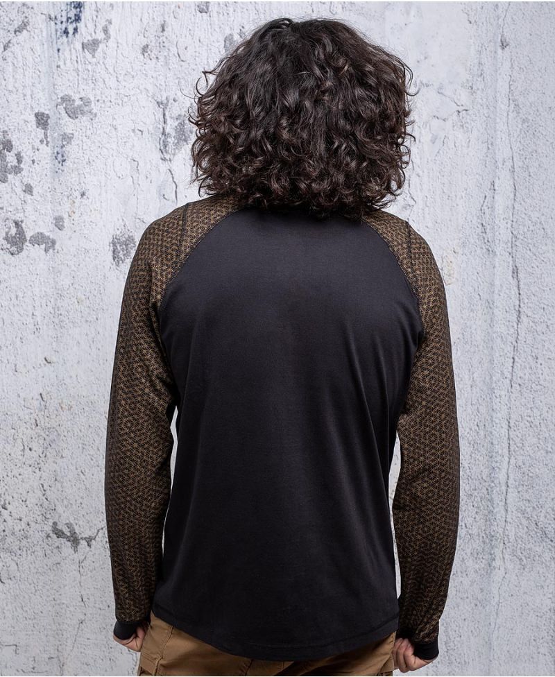 Seeds Long Sleeve T-shirt ➟ Black