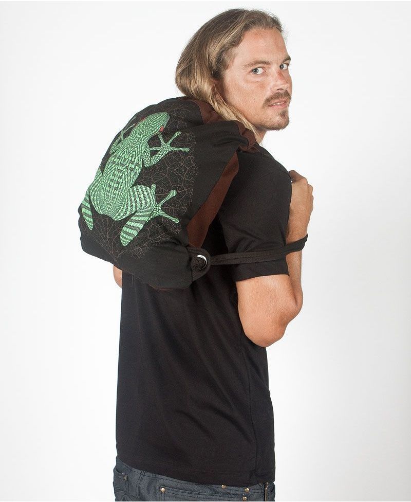 Sapo Kambô Drawstring Backpack ➟ Black & Brown