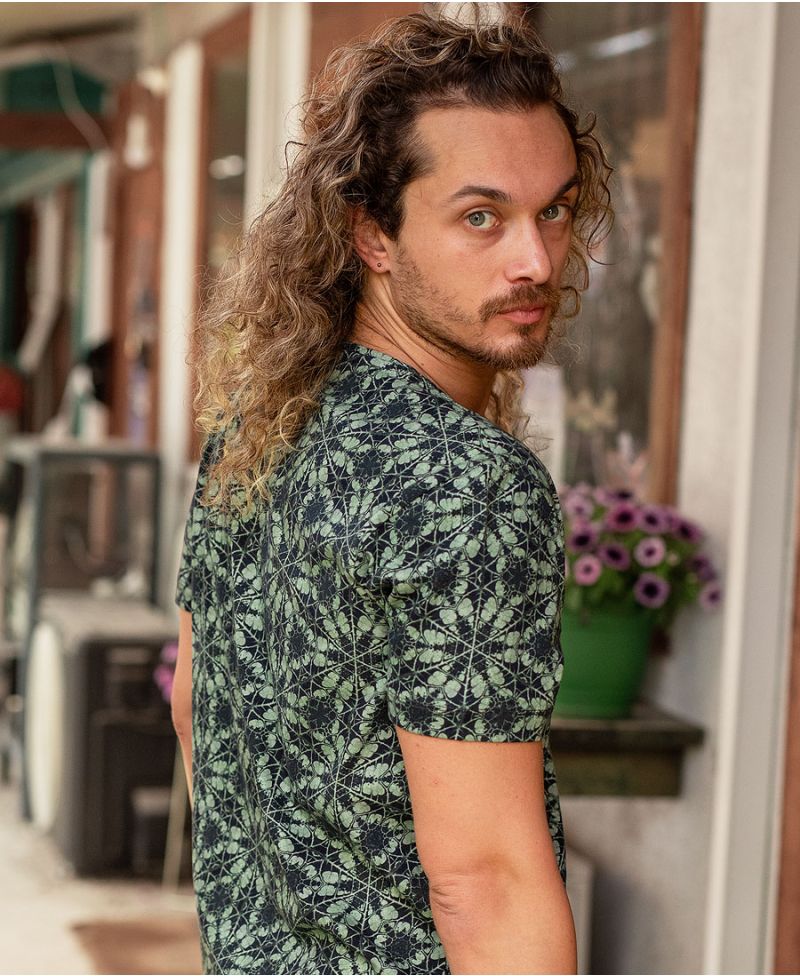 Cyclamen T-shirt