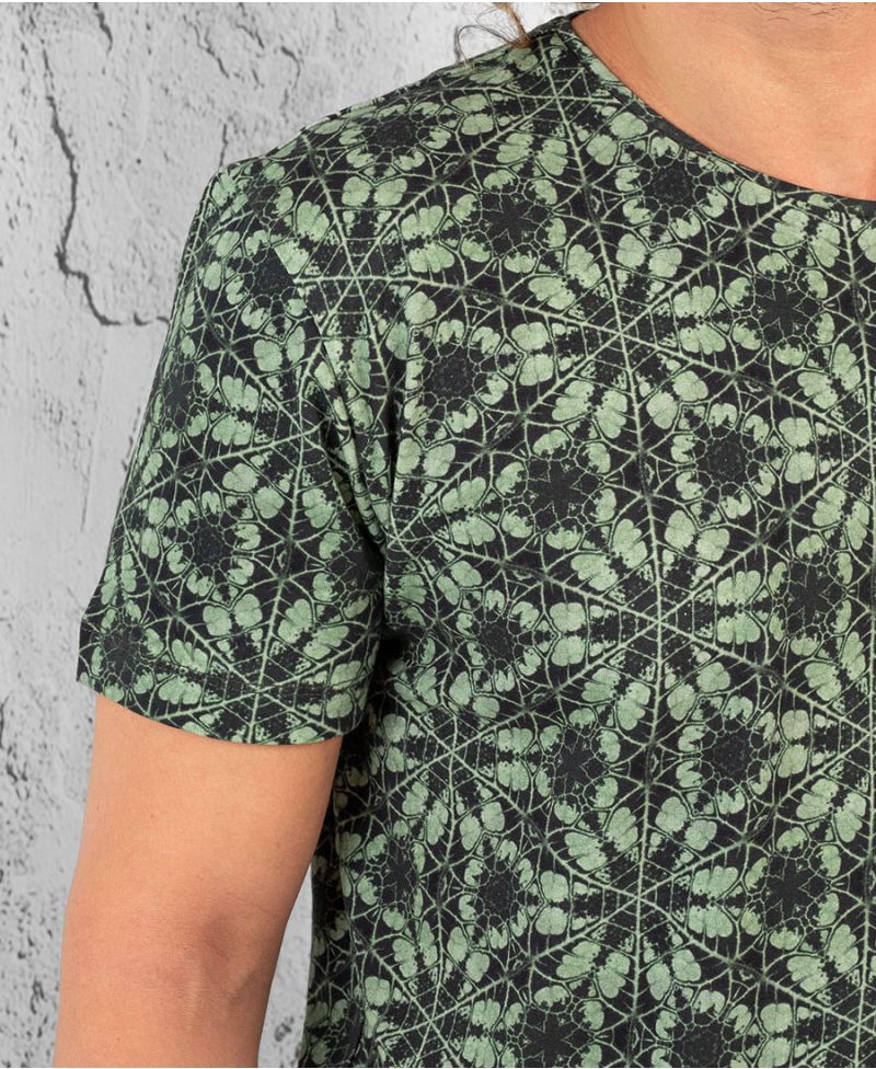 Cyclamen T-shirt