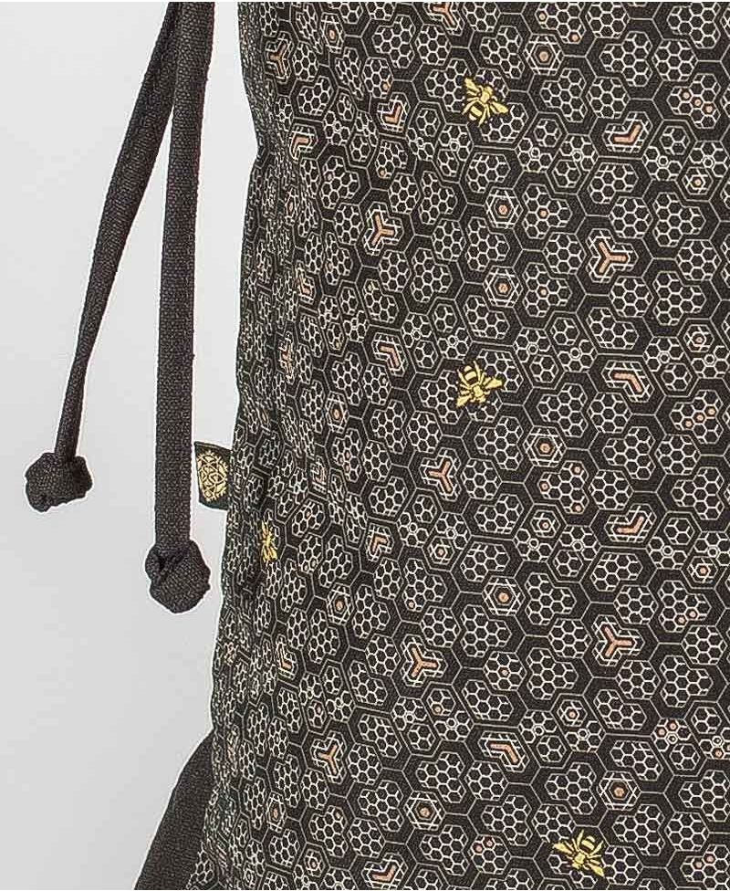Bees ➟ Padded Straps Drawstring Backpack 