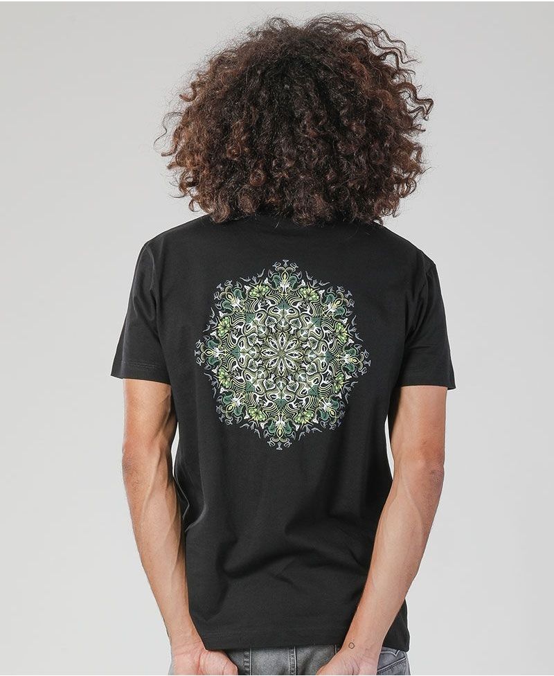 Lotusika T-shirt ➟ Black