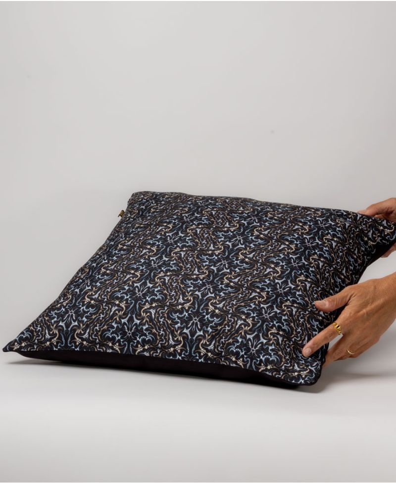Maal Cushion Cover 18x18 