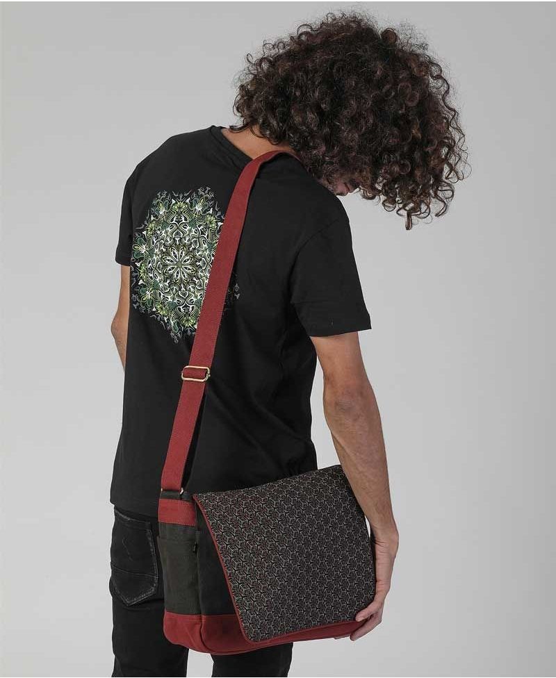 Kubic Messenger Bag | Maroon