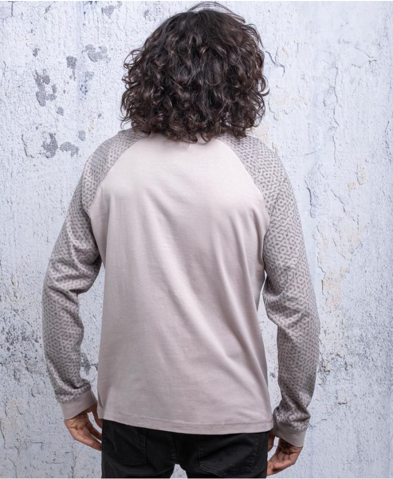 Seeds Long Sleeve T-shirt ➟ Grey