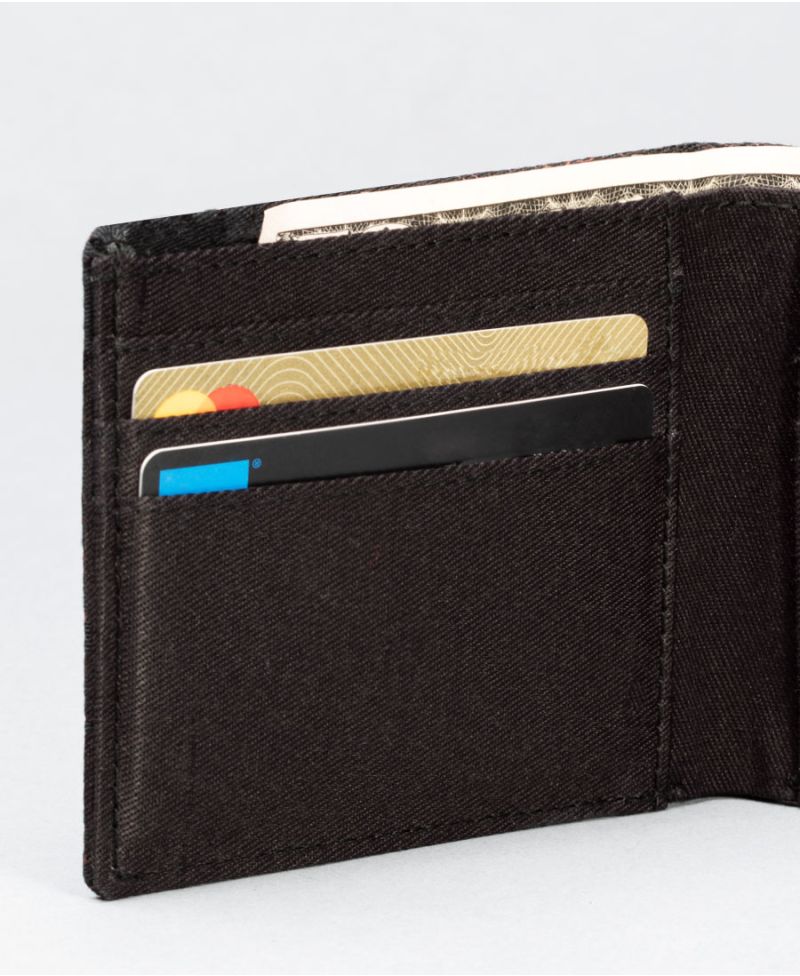 Seeds Mens Slim Wallet 