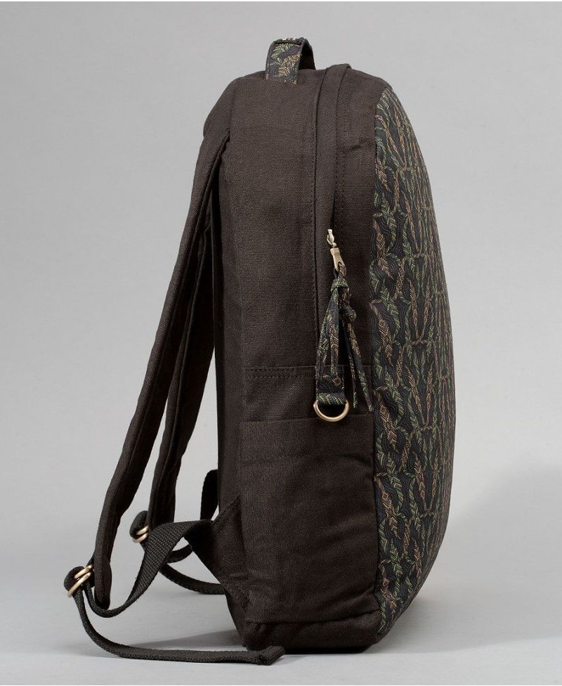 Nyoka Backpack- Round