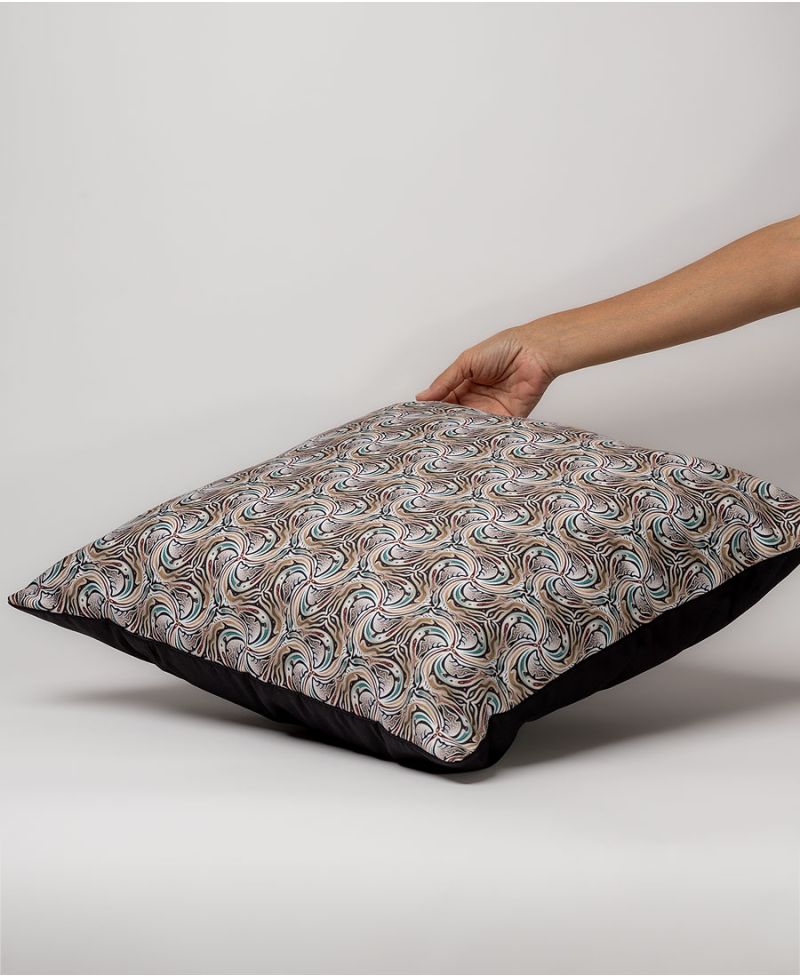 Twirly Cushion Cover 18x18 