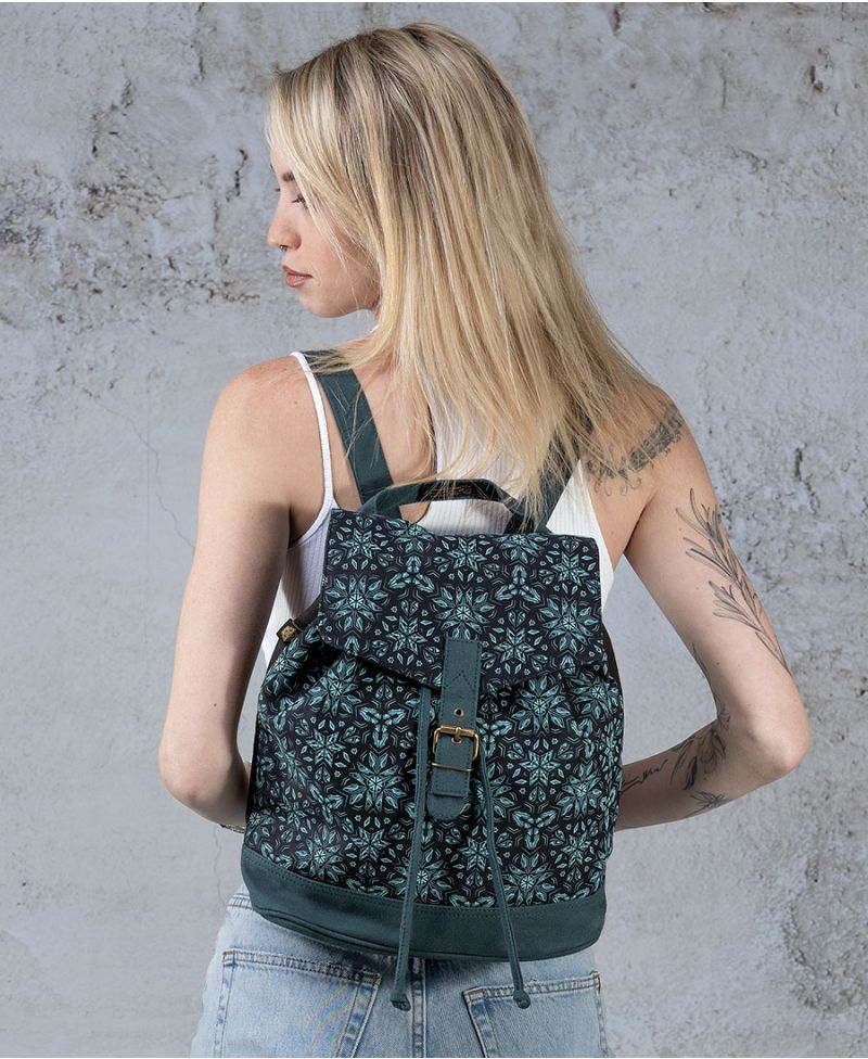 Mini Floral Embroidered Backpack – Lil Bit of Mexico Boutique