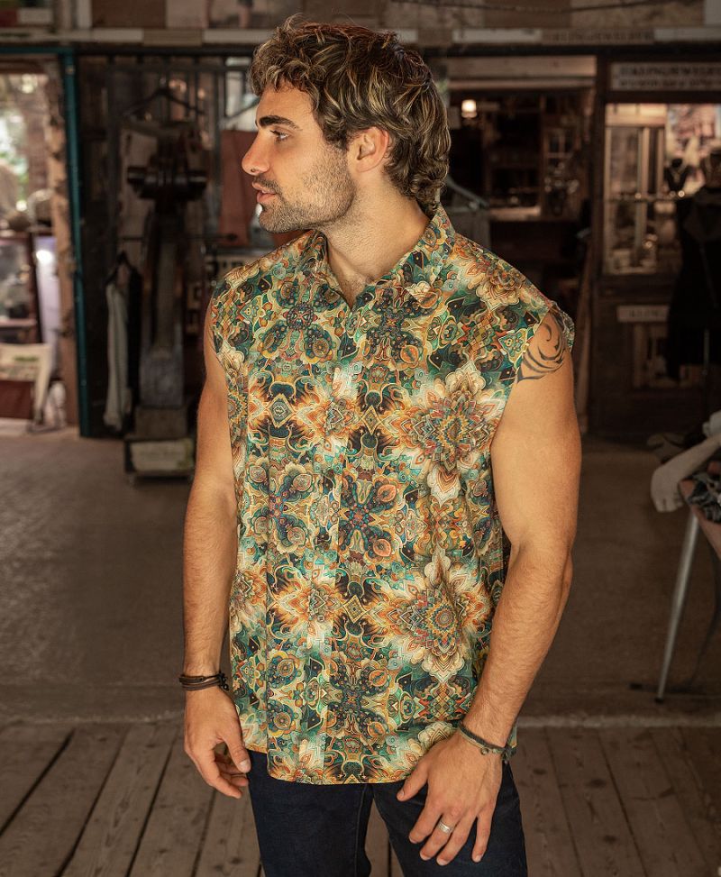 Phars Sleeveless Button Up 