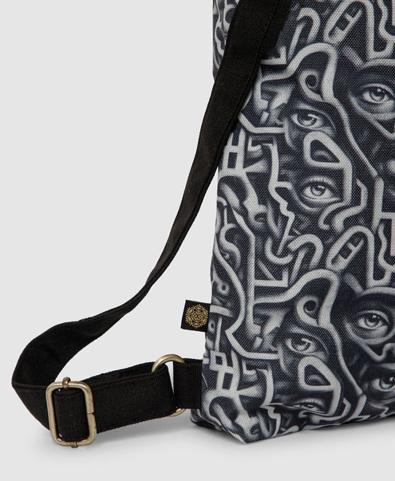 Amazeyes Drawstring Backpack