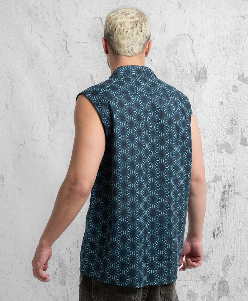 Sunny Sleeveless Button Up 