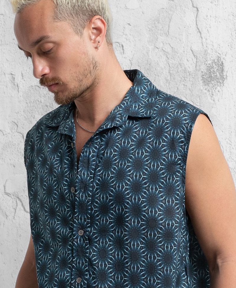 Sunny Sleeveless Button Up 