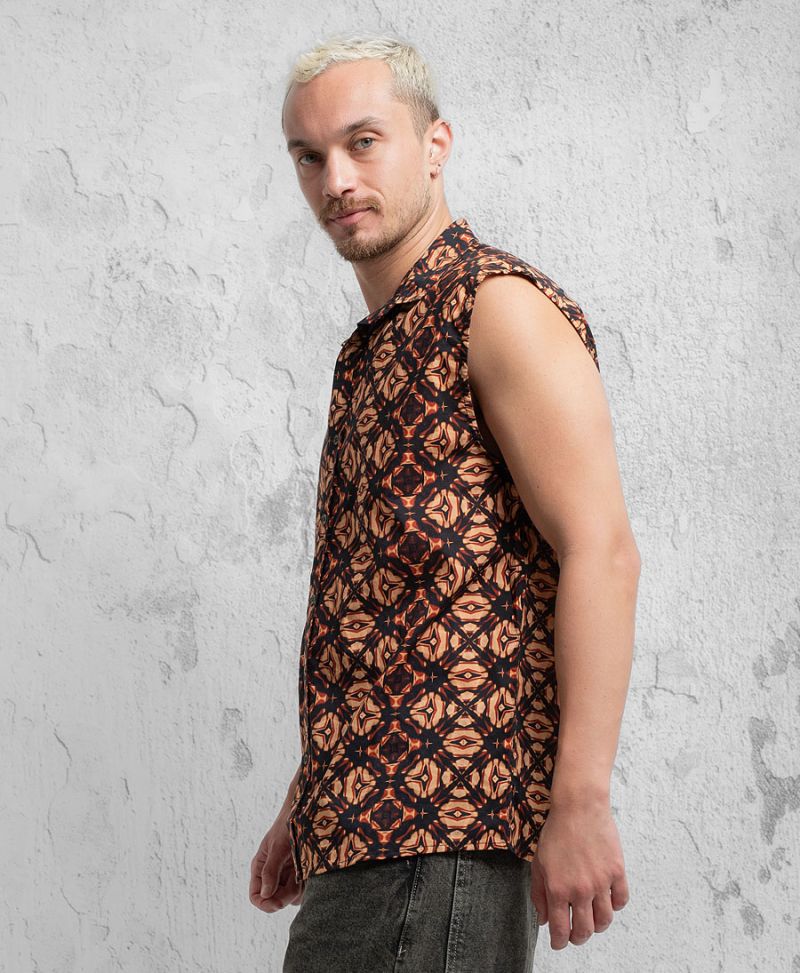 Blup Sleeveless Button Up 