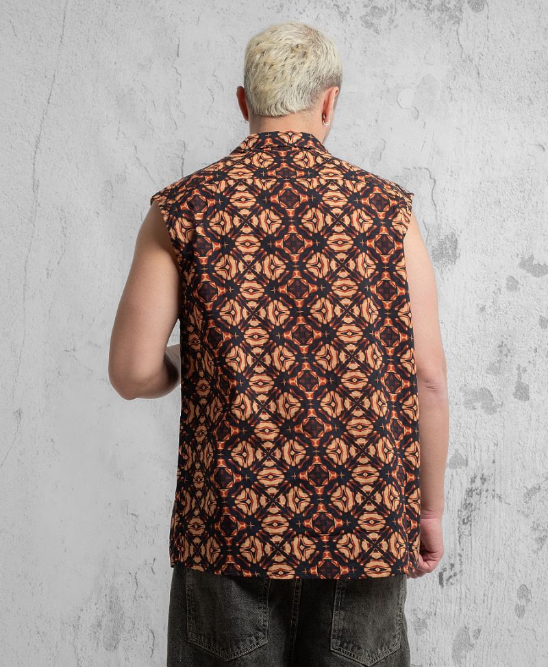 Blup Sleeveless Button Up 