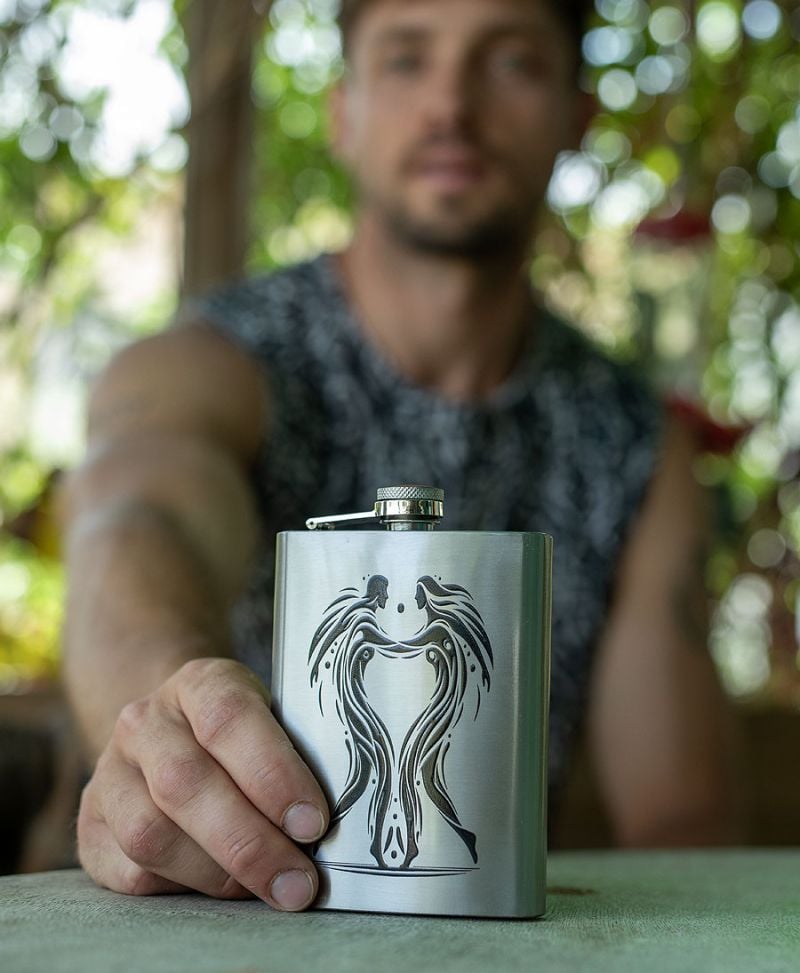 silver hip flask 