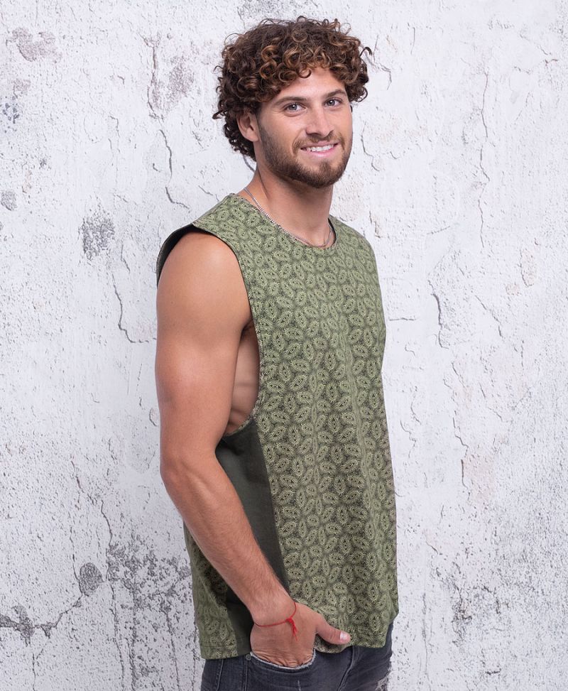 Eyesee Tank Top ➟ Olive