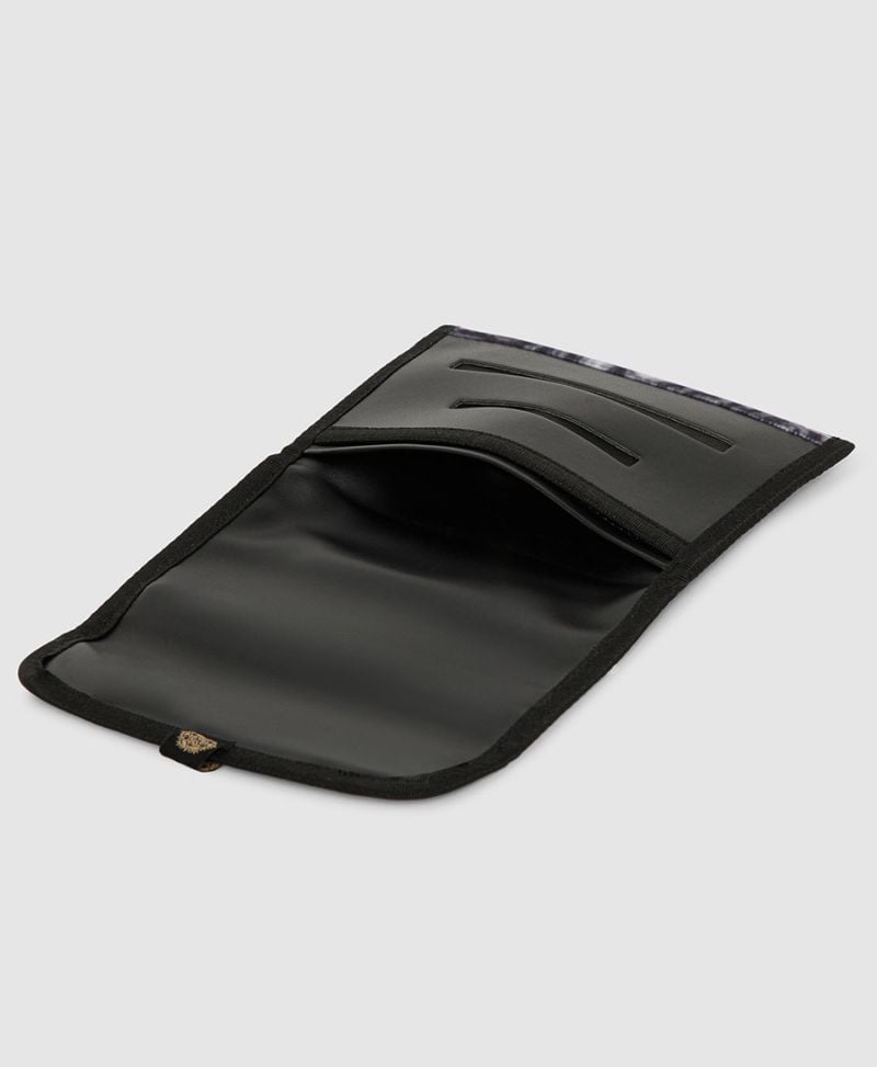 Cyclamen Tobacco Pouch 