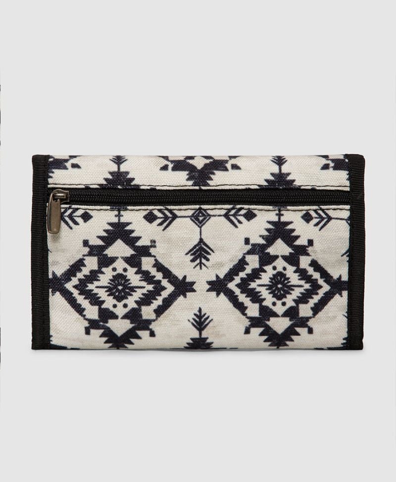 Arrowra Tobacco Pouch 