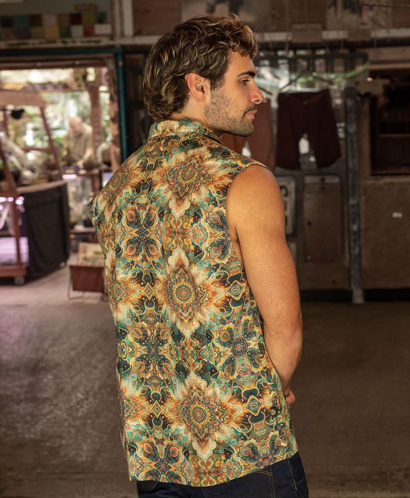 Phars Sleeveless Button Up 