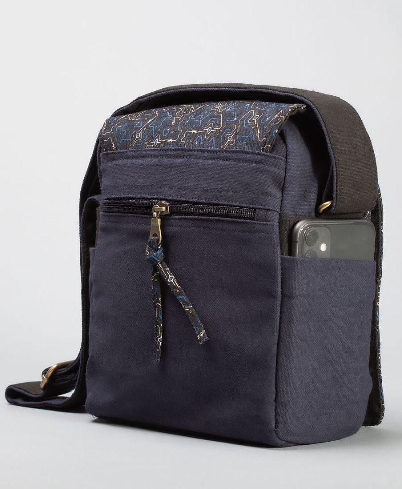 Plonter CrossBody Bag - Blue