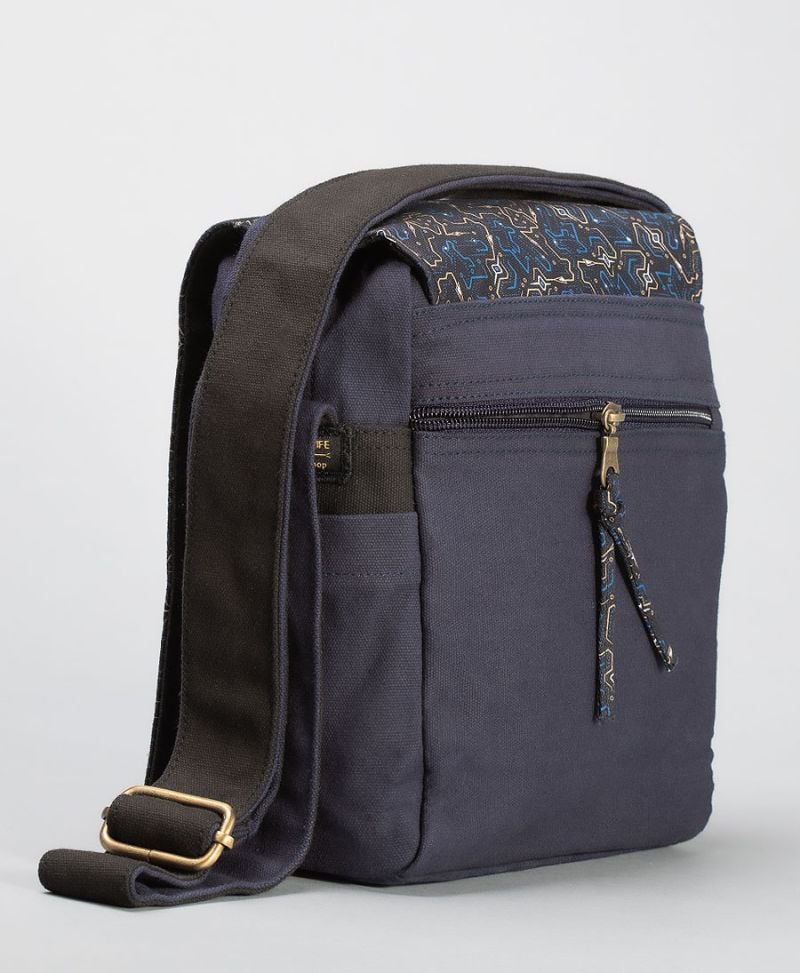 Plonter CrossBody Bag - Blue