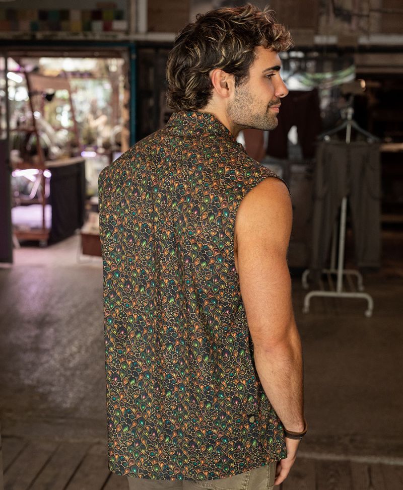 eSLDi Sleeveless Button Up 