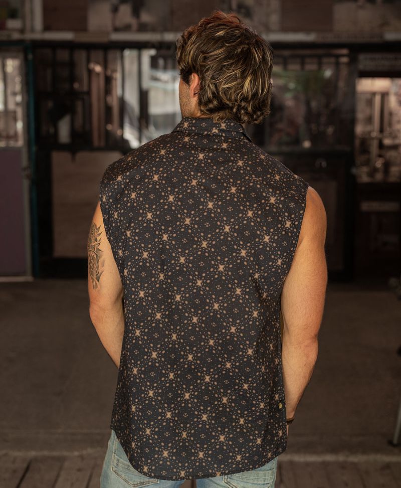 Doti Sleeveless Button Up 