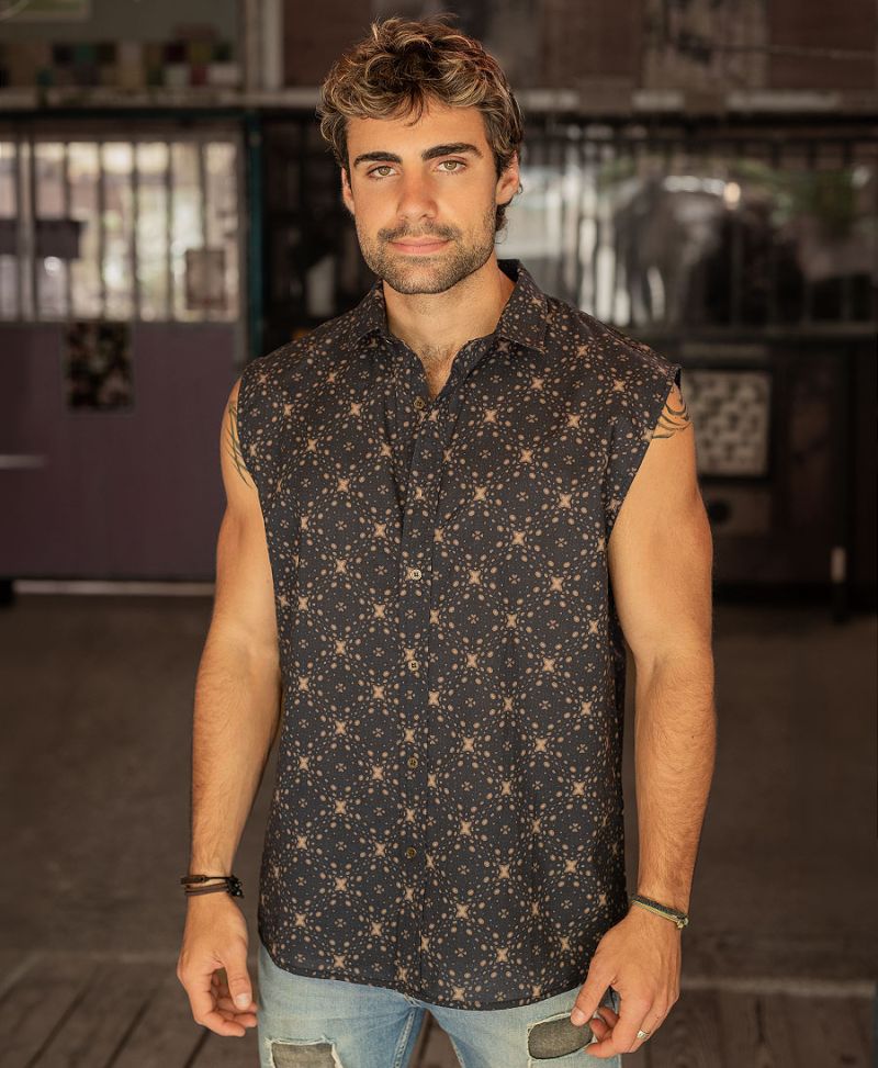 Doti Sleeveless Button Up 
