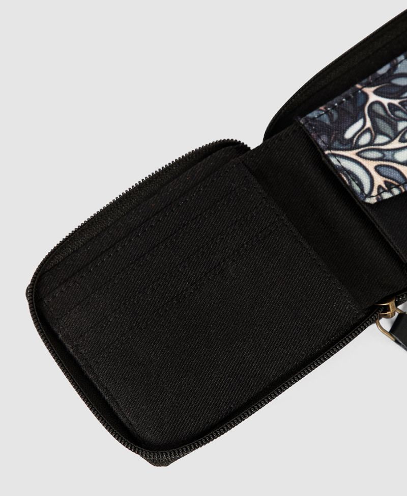 Roots Mens Zip Wallet 