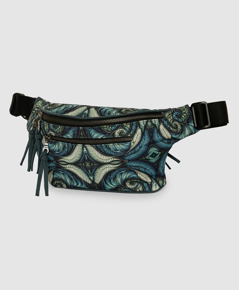 Spiraleaves Pouch