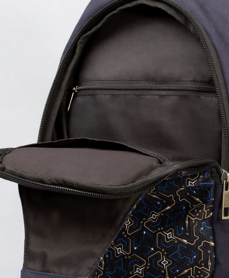 Plonter Sling Bag - Blue 