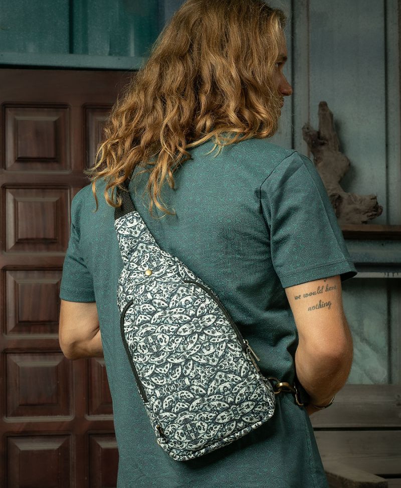 Fishi Sling Bag