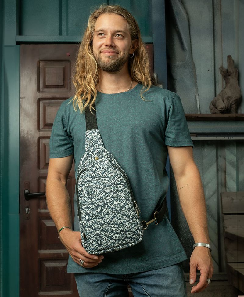 Fishi Sling Bag