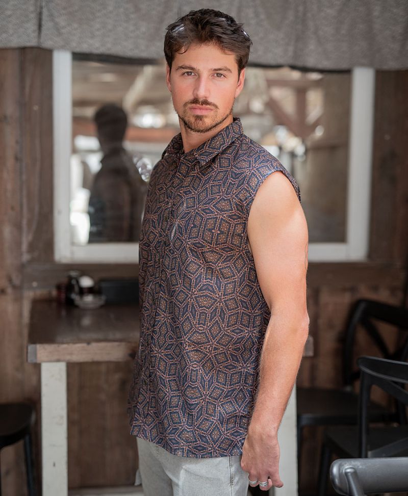 geometric brown sleeveless button up shirt 