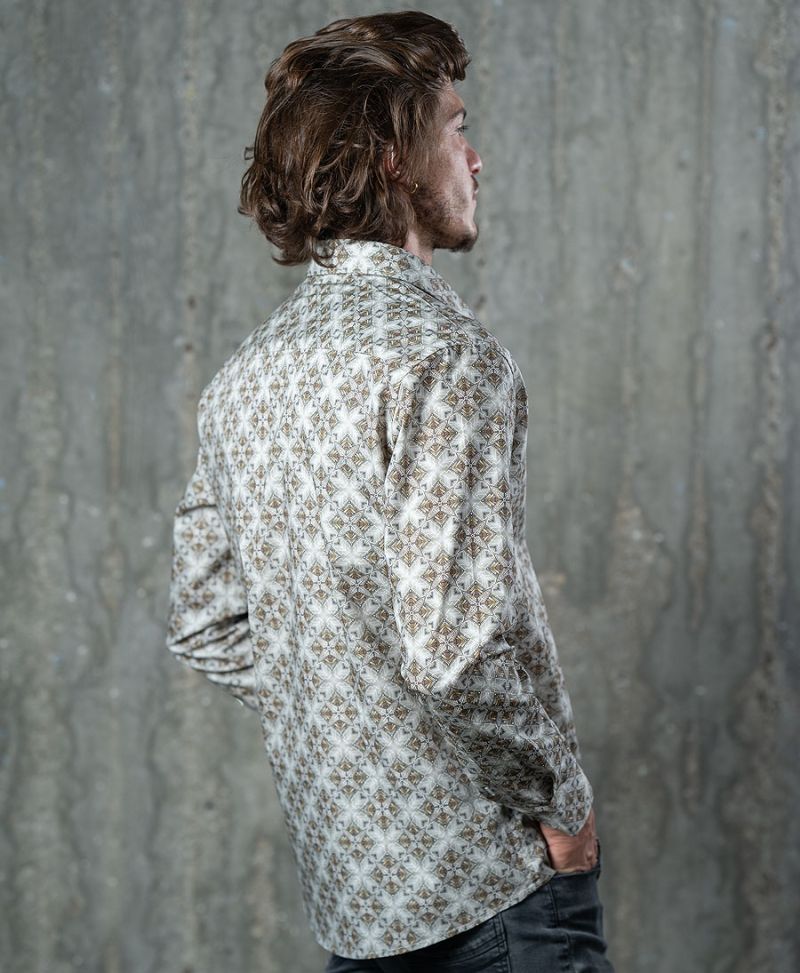 Squarcle Button Shirt- Long Sleeve