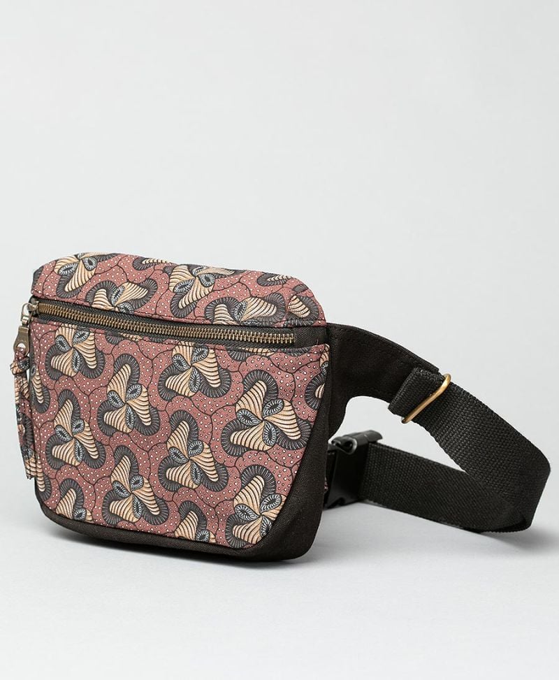 hip-belt-pouch-utility-pocket-belt