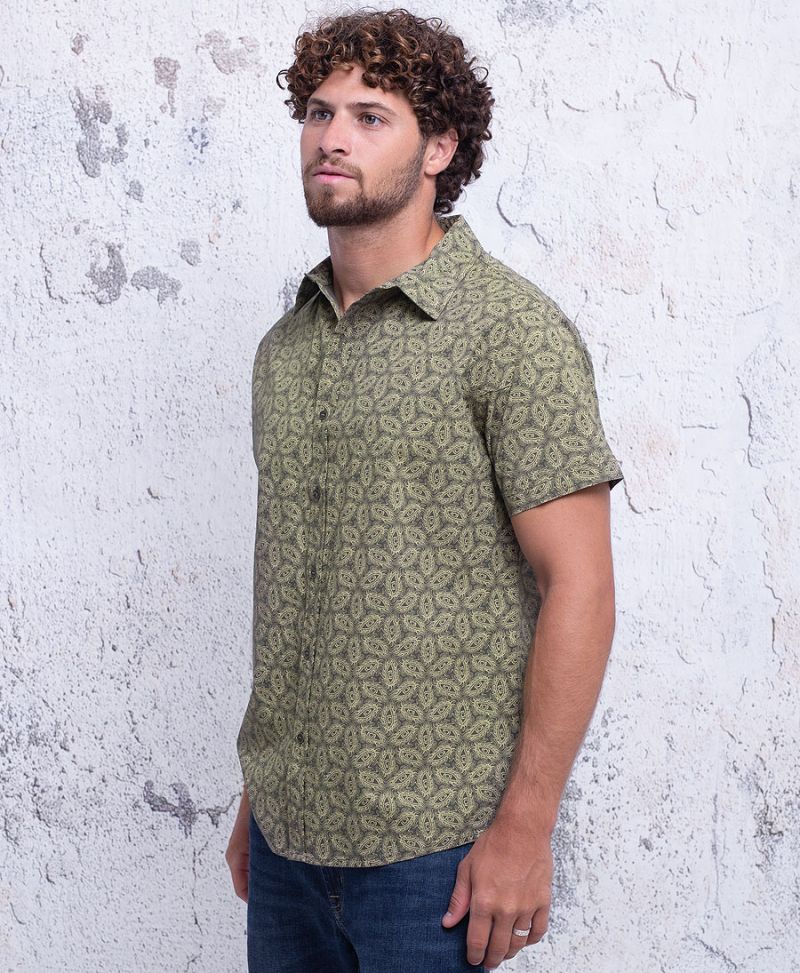 Eyesee Button Shirt ➟ Olive