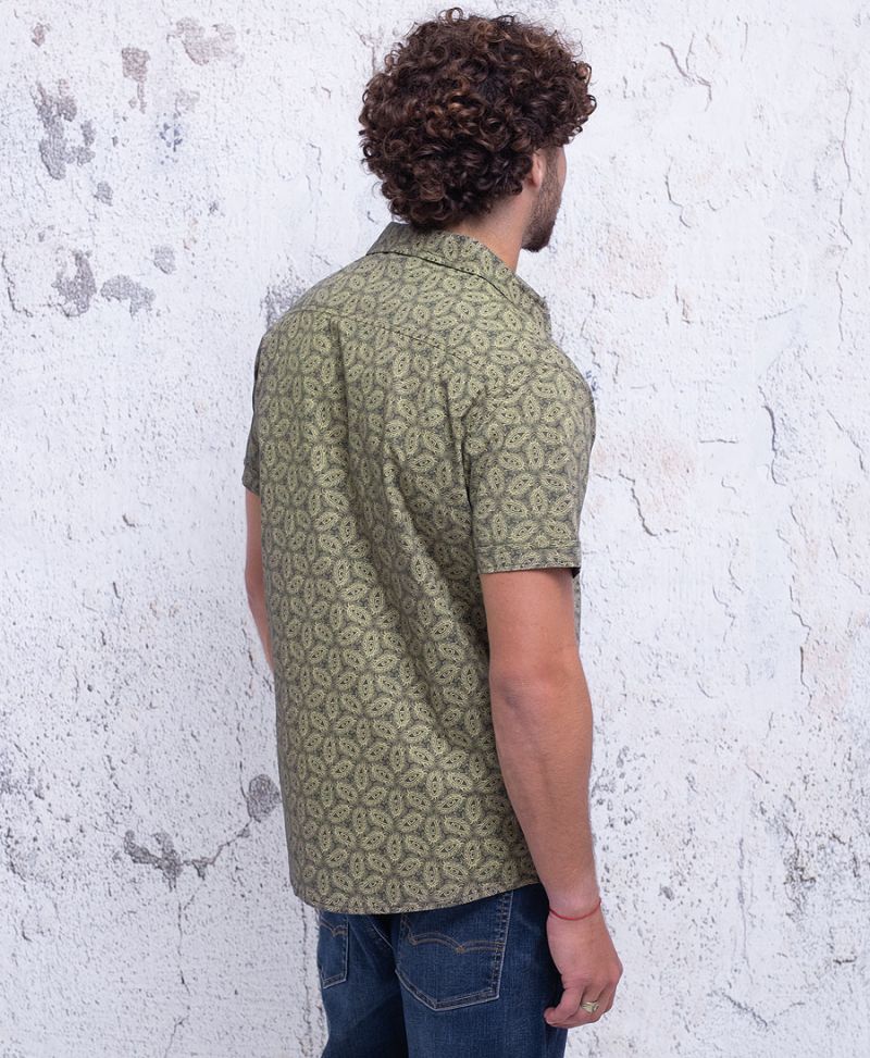 Eyesee Button Shirt ➟ Olive