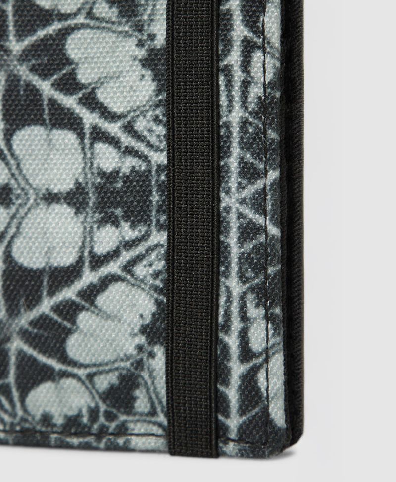 Cyclamen Mens Slim Wallet