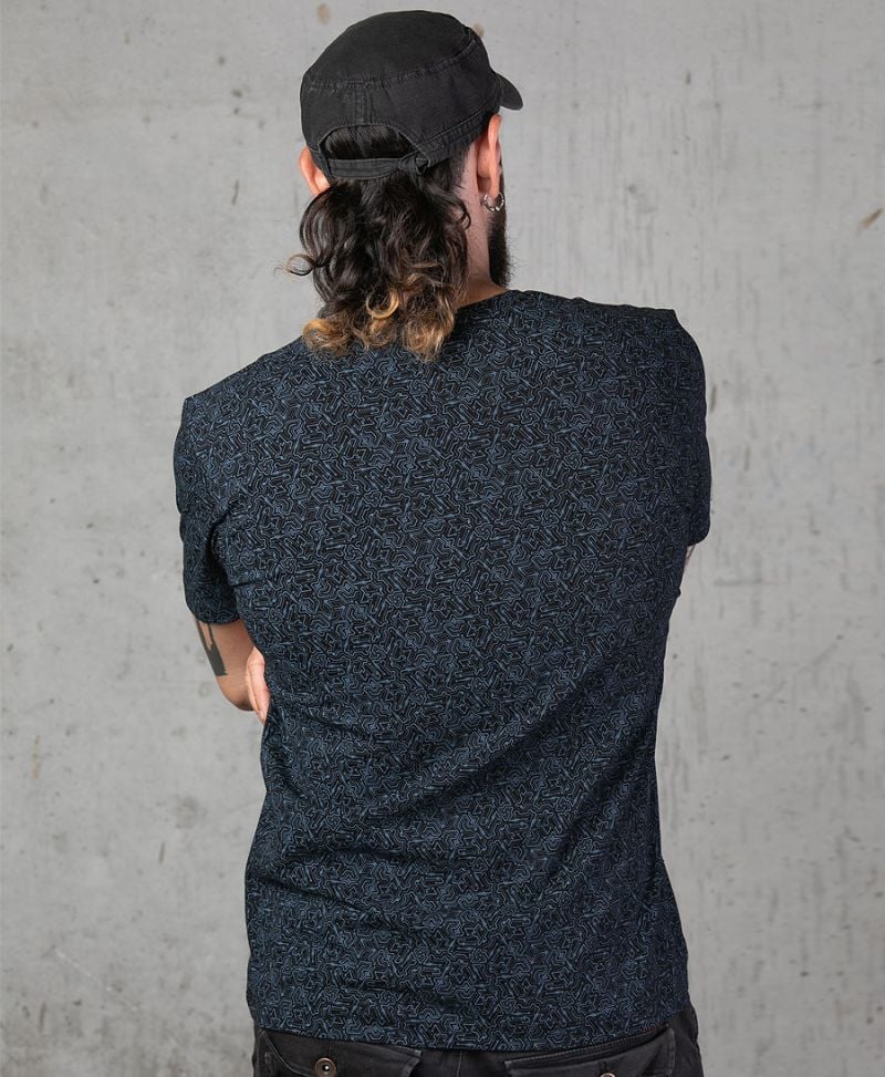 Plonter T-shirt ➟ Black