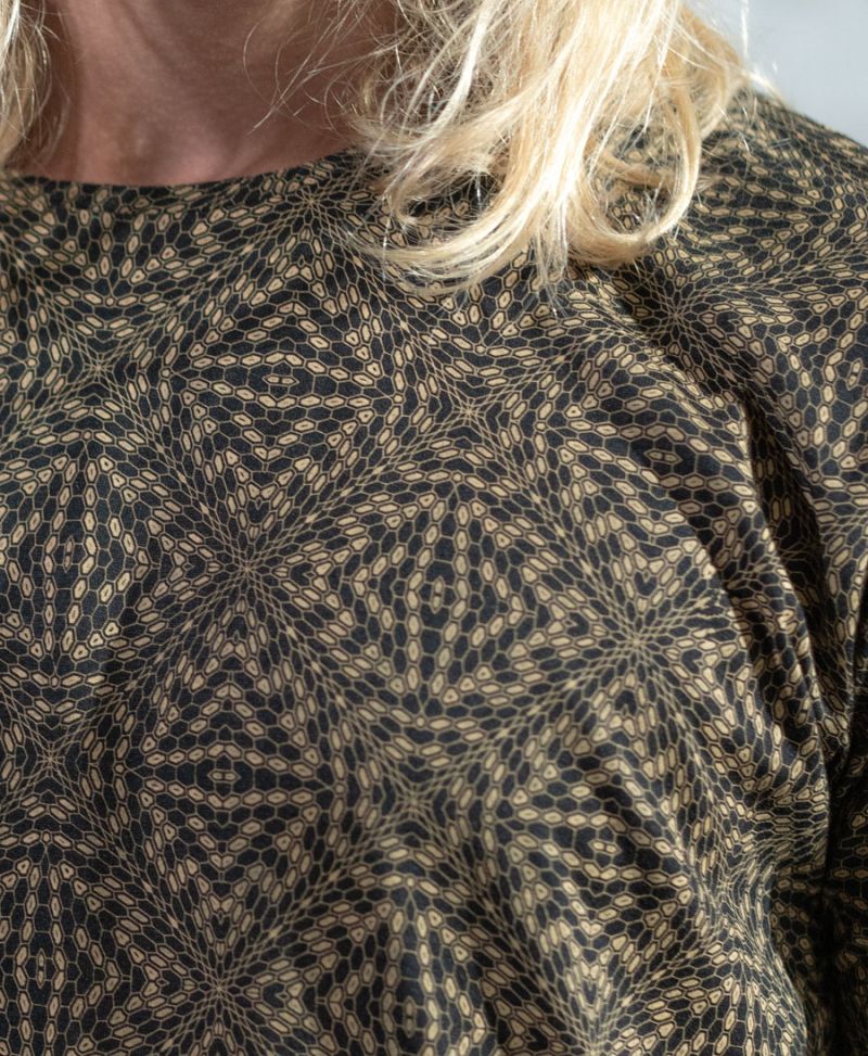 Hexit T-shirt ➟ Gold  