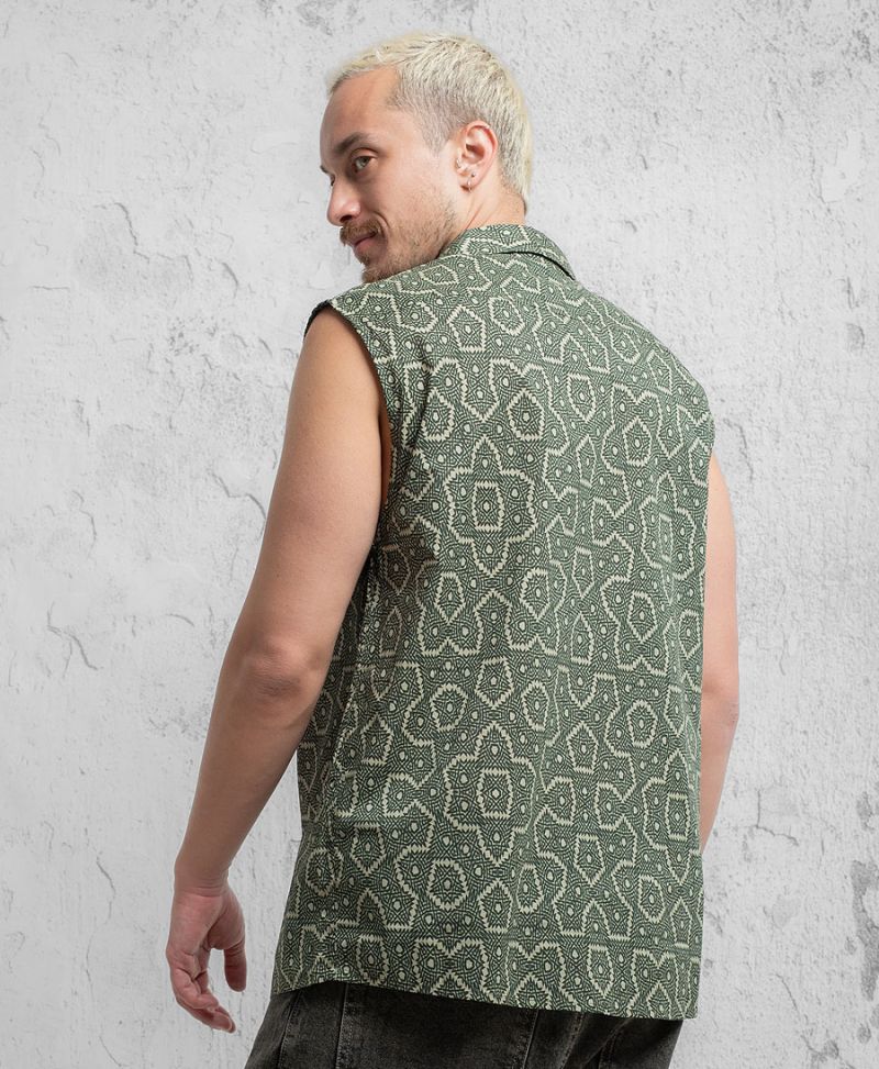 Trigul Sleeveless Button Up 